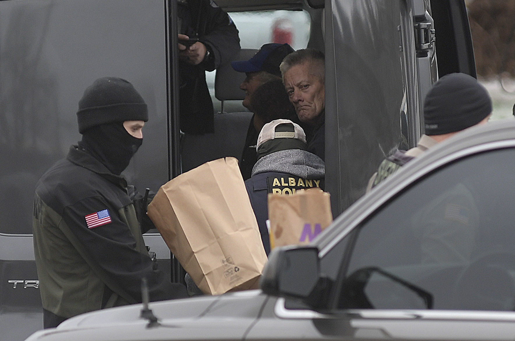011620-adh-nws-Crabtree Raid01